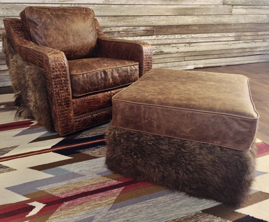 Buffalo Ottoman (30" x 24") paired with our Buffalo Luxe Swivel Chair.