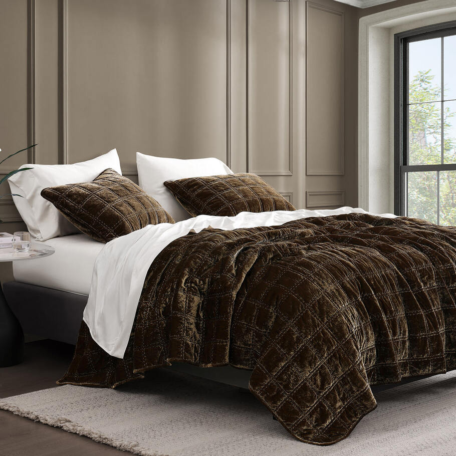 Queen-sized Green Ochre Faux Silk Velvet Quilt Set featuring luxurious double box stitch quilting in a warm green ochre hue.